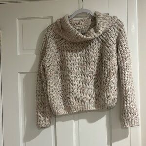 Moon & Madison low turtle neck sweater